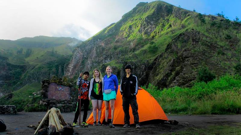 Bali must try activities: Camping at Mount Batur