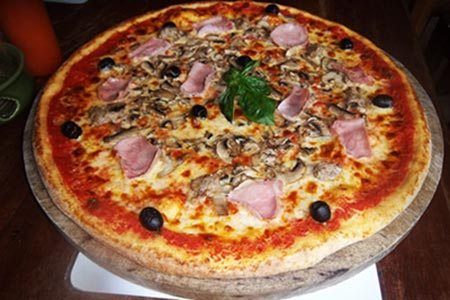 Best pizza in Bali: Warung Italia and Warung Ava have a dedicated fanbase
