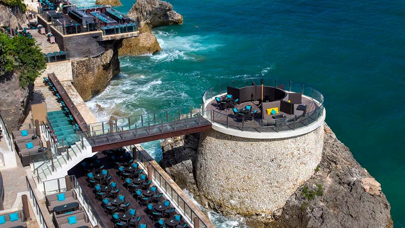Best rooftop bars in Bali: Rock Bar at AYANA Resort