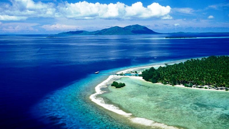 National parks in Indonesia: Karimunjawa national park in the Java sea